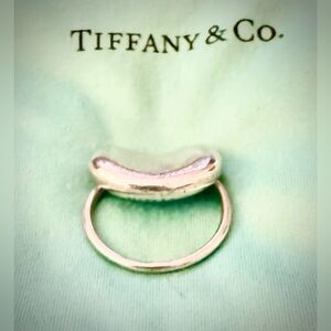 RARE Tiffany & Co. Elsa Peretti Large Silver Bean Ring